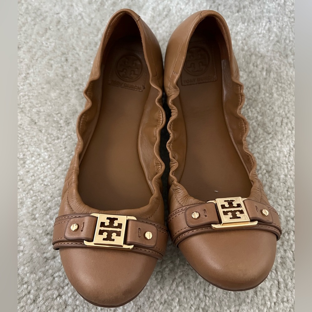Tory Burch flats - size 10